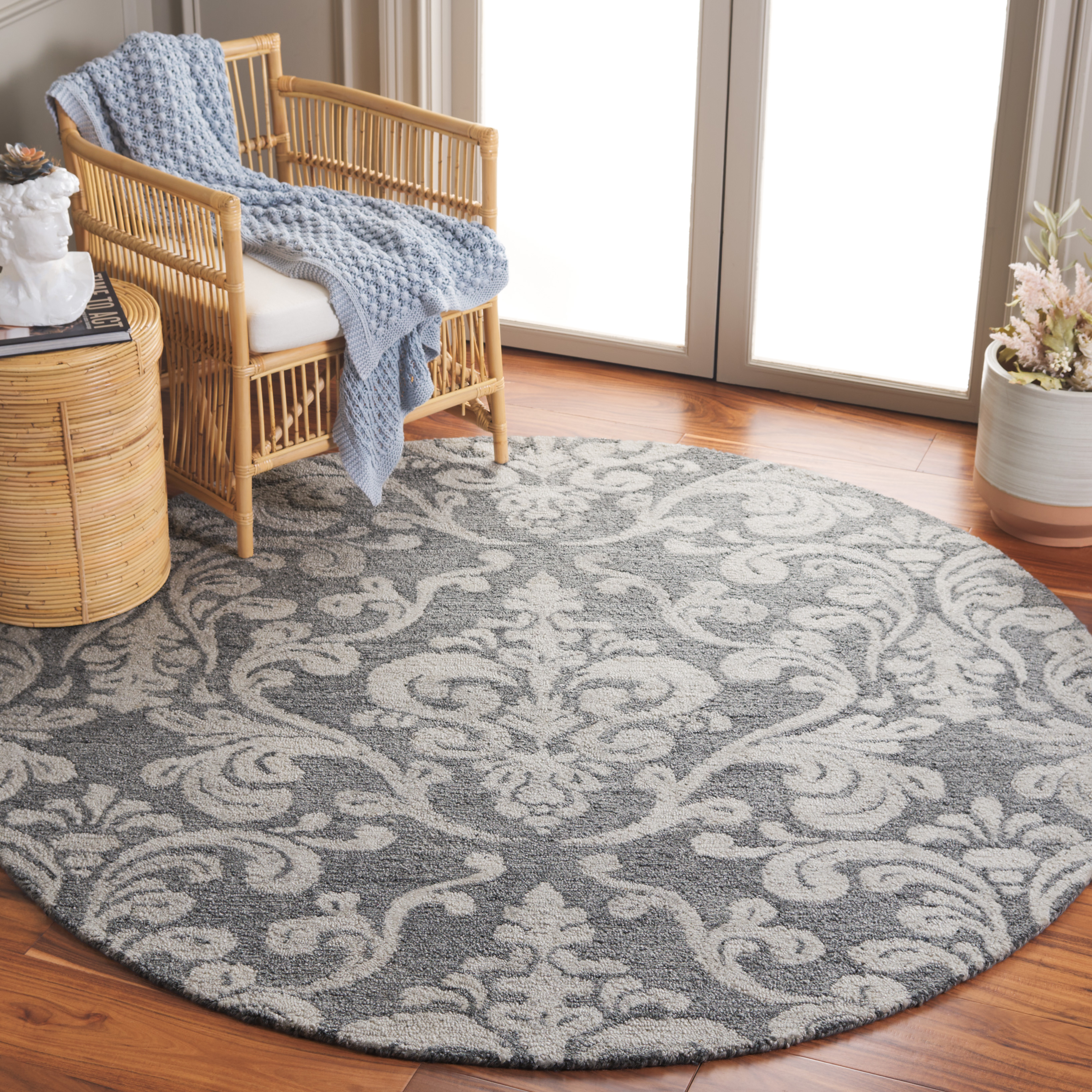 SAFAVIEH Anatolia Garrick Medallion Area Rug, Grey, 6' x 6' Round