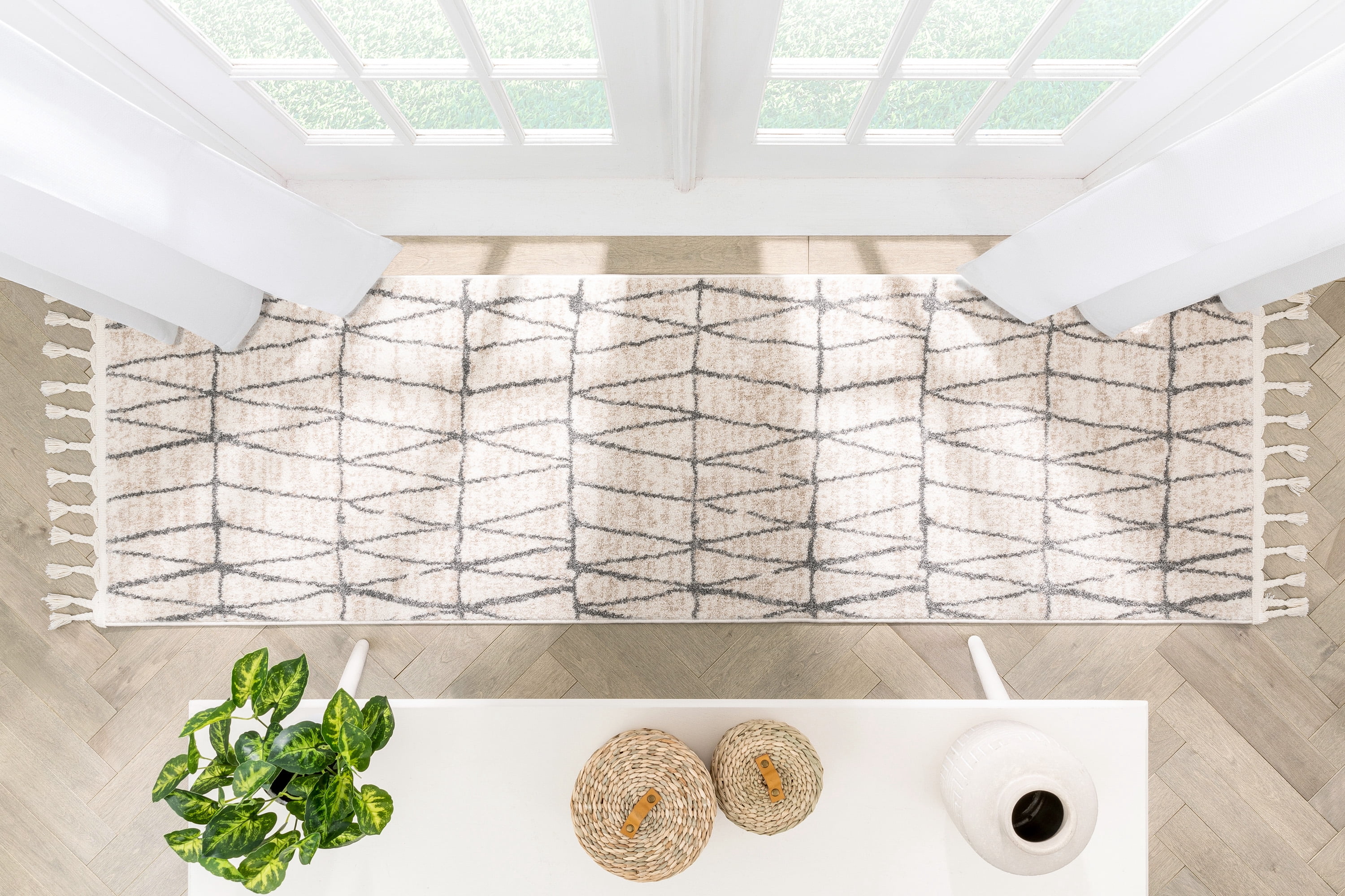 Well Woven Serenity Crisscross Retro Geometric Pattern Ivory 2'3" x 7'3" Runner Area Rug