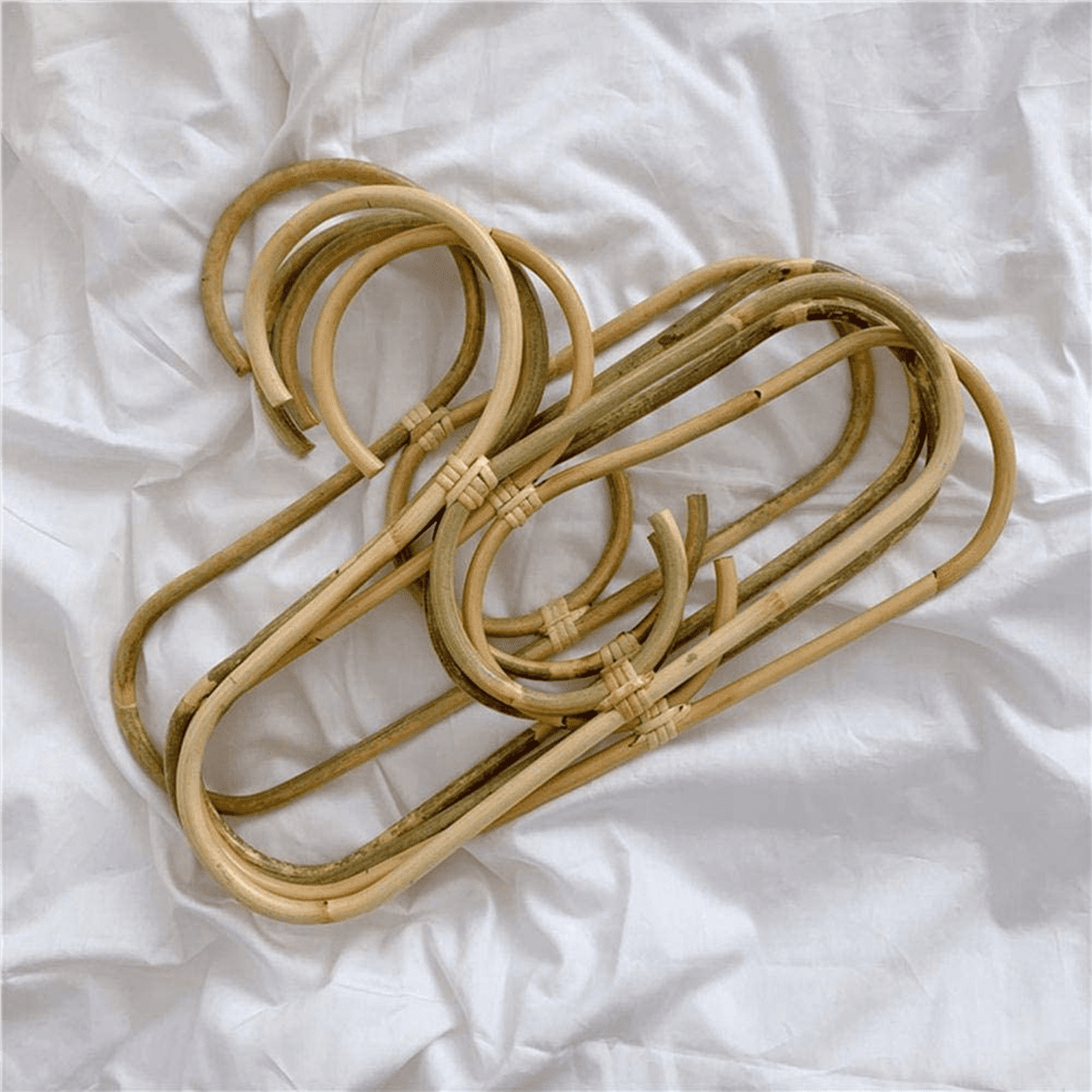 8Pcs Rattan Clothes Hanger Nordic Style Kids Garments Organizer Rack Children Hanger Kids Room Decor Hangers for Clothes