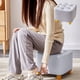 thumbnail image 4 of Taburete bajo con ruedas para sentarse y cambiarse de zapatos | Taburete pequeño móvil con ruedas para el hogar, el dormitorio o la oficina, 4 of 7