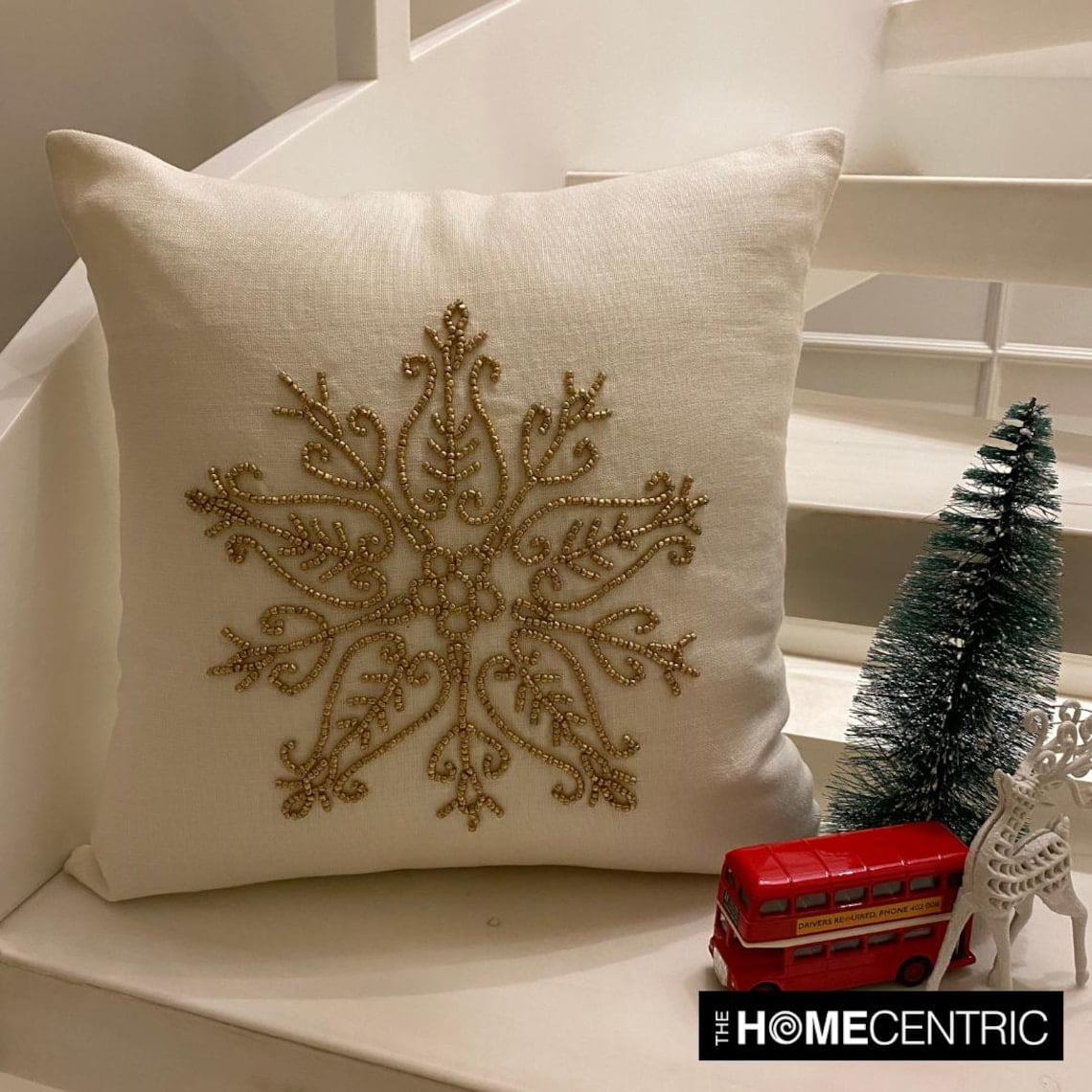 Handmade Throw Pillow cover, 22"x22" Gold Linen Cushion Cover, Contemporary Snowflake Beaded Snowflake Pillow Cover For Sofa Couch, Hotels, living Room, Bed Room - Gilded Frost
