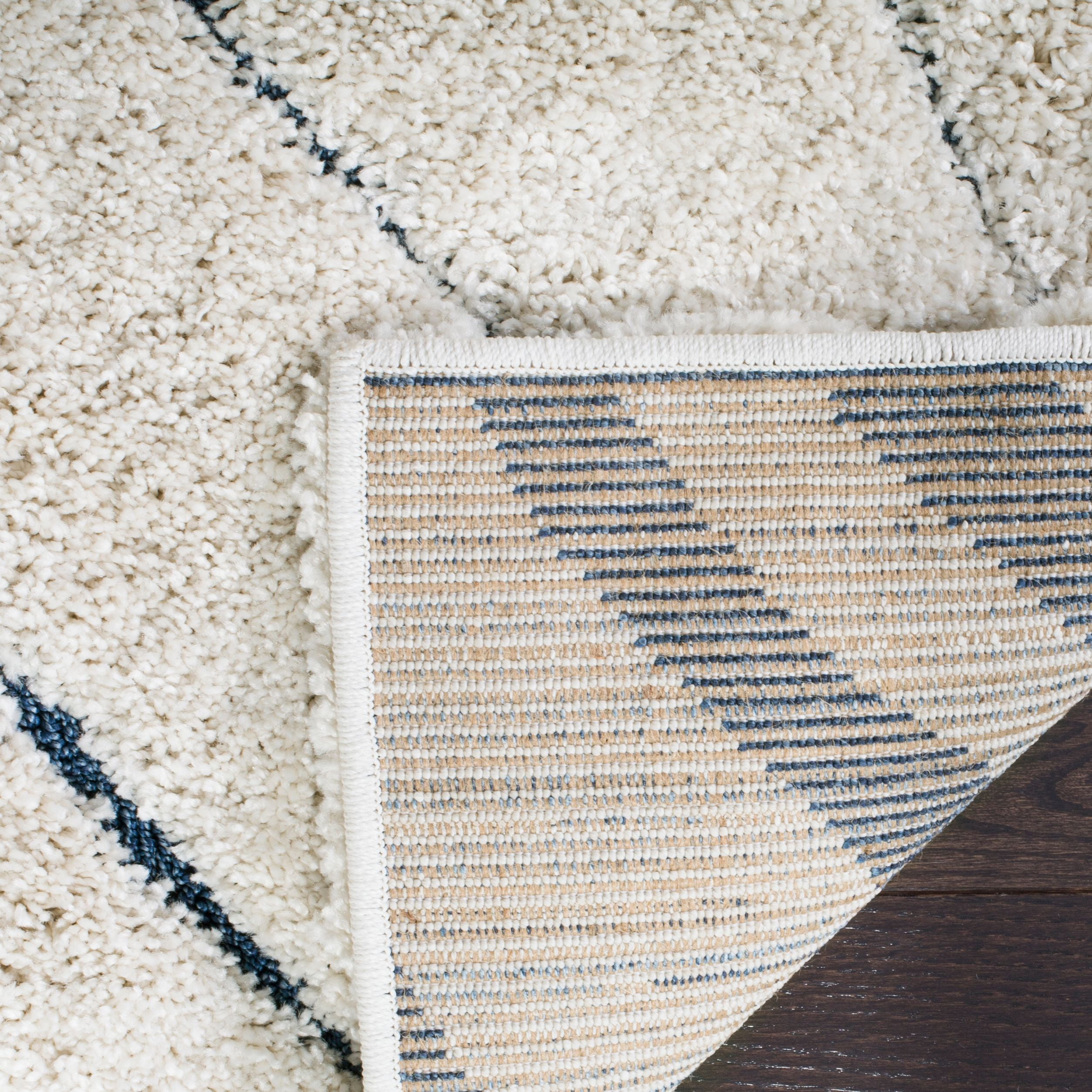 SAFAVIEH Florida Tabitha Geometric Waves Shag Area Rug, Cream/Blue, 6'7" x 6'7" Round
