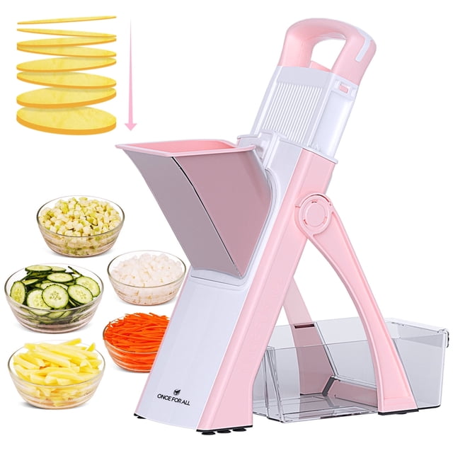cortadora de alimentos once for all mandolina segura cortador de verduras ajustable acero inoxidable Rosa, vista 3/4 frontal de mandolina vertical plegable con tolva amplia y contenedor transparente; cuerpo plástico rosa y blanco, base de silicona antideslizante y soporte trípode, cuchilla oculta ajustable 0.1–8 mm para más de 40 opciones de corte (juliana, rebanado, tiras, cubos) mostradas con tazones de verduras cortadas; se desmonta con un clic y es apta para lavavajillas; también suele usarse para preparar porciones de snacks vegetales para reuniones.