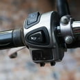 thumbnail image 4 of ADDHAT Interruptor De Señal Para Manillar De Motocicleta Y Scooter Con Operación Rápida Y Segura, 4 of 8