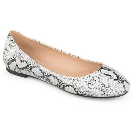 - Brinley Co. Women's Comfort Sole Faux Leather Round Toe Flats