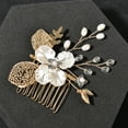 thumbnail image 4 of Nvzi Horquillas para el pelo de boda con flores para novias, peinetas con perlas de cristal, pinzas para el pelo, accesorios para el pelo de boda dorados, joyas, color blanco, 4 of 4