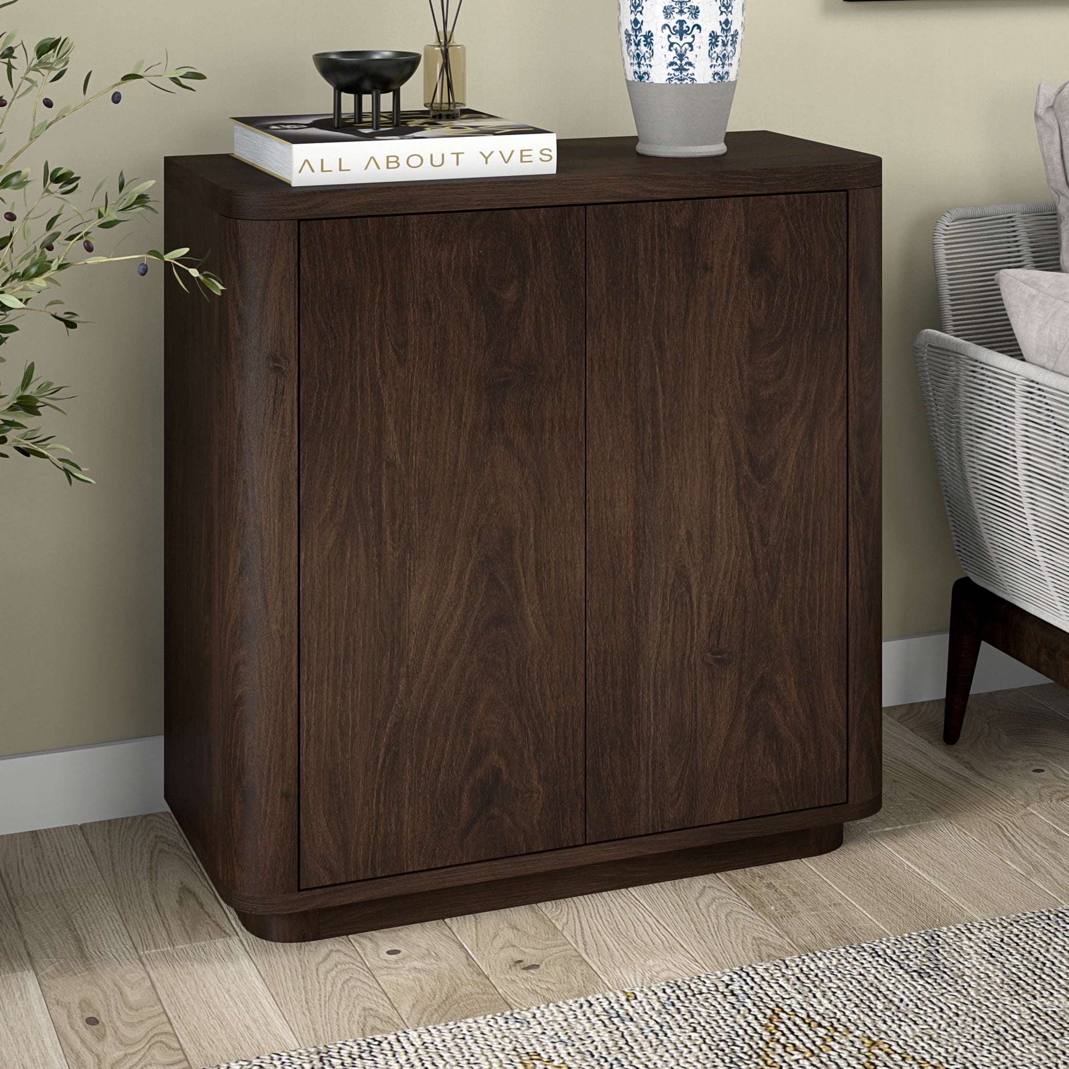 Evelyn&Zoe Modern/Contemporary 32" Wide Alder Brown Accent Cabinet