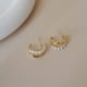 thumbnail image 4 of Pendientes de perlas para chicas adolescentes Pendientes minimalistas de piercing Pendientes de moda, 4 of 5