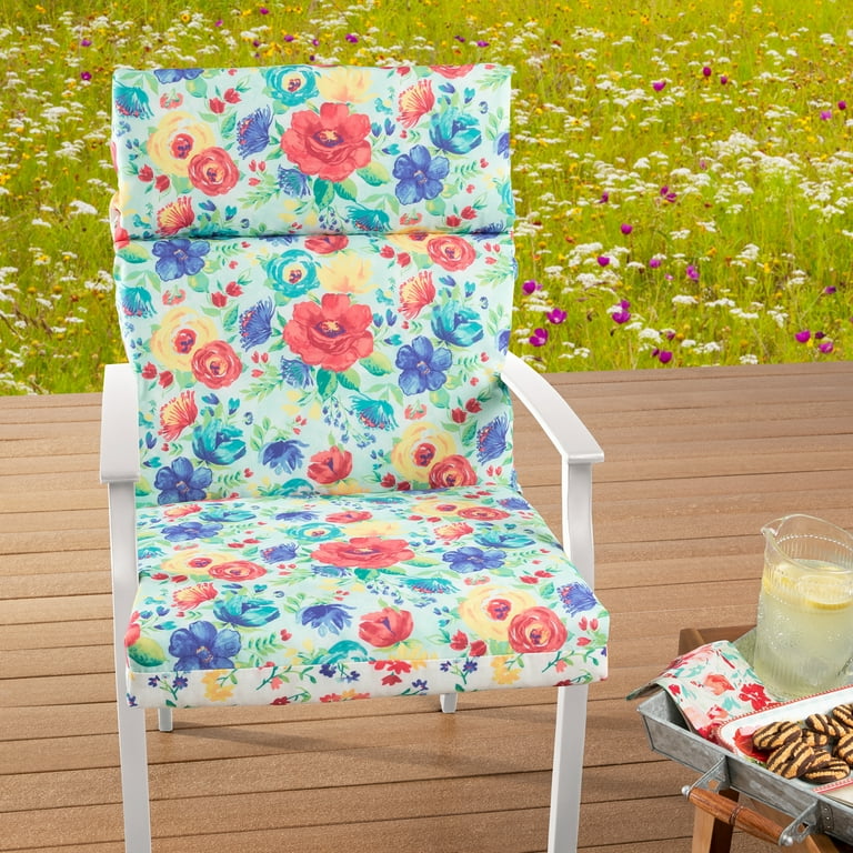 Make your own REVERSIBLE Patio Chair Cushions