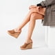 thumbnail image 2 of Nueva moda Color sólido plataforma impermeable verano tacones de cuña simples tacones altos sandalias de mujer zapatillas de punta abierta sandalias de mujer 38 Gao Jinjia LED, 2 of 2