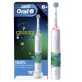 thumbnail image 1 of Cepillo de dientes eléctrico Oral-B Kids con sensor de presión Galaxy, 1 of 9