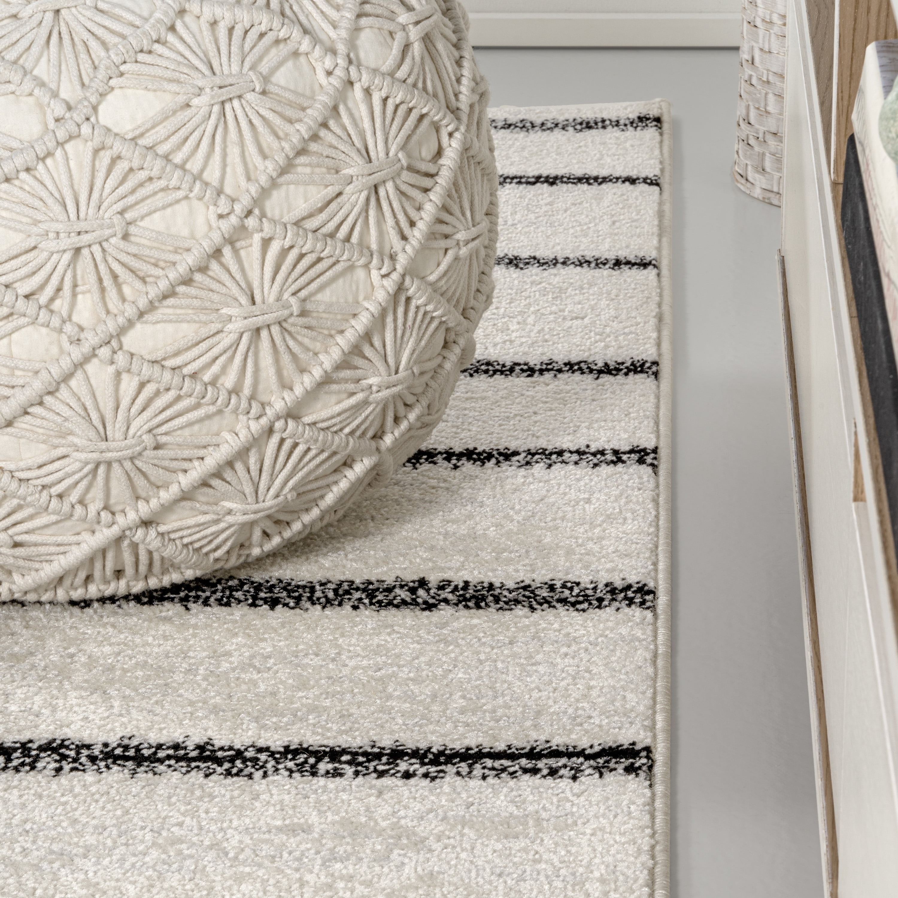 JONATHAN Y MOROCCAN HYPE 3 x 5 Area Rug, Williamsburg Minimalist Stripe - Cream/Black, MOH201D-3