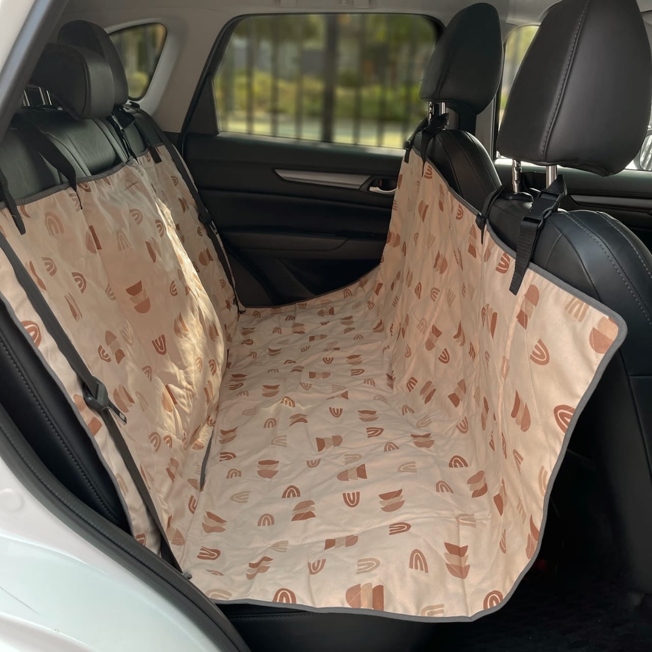 Molly Mutt Car Seat Cover Daysleeper