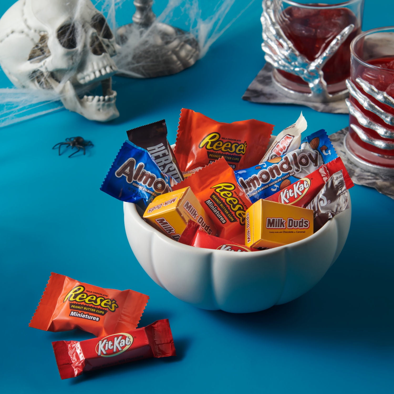 Mini Hershey Assorted Candy - Candy snack options for - Walmart