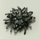 thumbnail image 2 of Qarigey Broche de flores para mujer, adorno para ropa, hebilla para bufanda, tamaño pequeño, broche para el pecho para mujer, accesorio de moda, Accesorios de disfraces Qarigey AP015163-00, 2 of 6