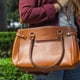 thumbnail image 4 of Bolsa Tote Camille, Bolsa de Mano, Asas Largas cafe Tote, 4 of 10