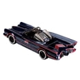 thumbnail image 2 of Vehículo de Juguete Hot Wheels Collector Batmobile '66, 2 of 3