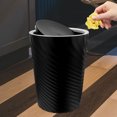 thumbnail image 1 of unbranded Bote De Basura Para Hogar En Plástico Negro Con Abatible Ideal Para Cocina Y, 1 of 8