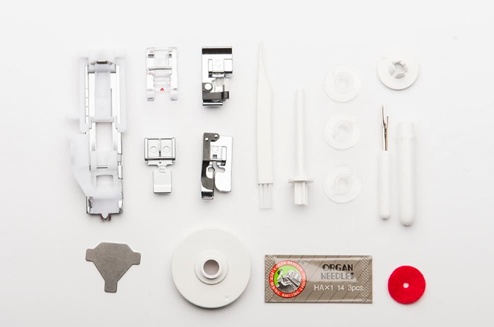 Janome 3160QDC-T Sewing and Quilting Machine with Bonus Quilt Kit!