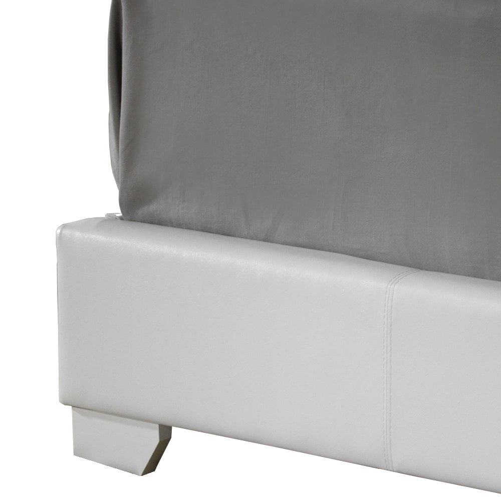 Glory Furniture Aaron Twin Bed in White Color