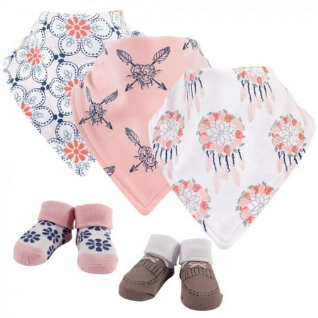 UPC: 0660168932171 | Yoga Sprout Baby Girl Cotton Bandana Bibs and Socks 5pk  Dream Catcher  One Size