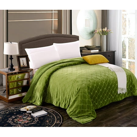 Lime Green Quatrefoil Throw Blanket by leahmoloney | Society6