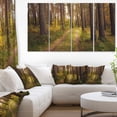 thumbnail image 1 of Route à Travers une Épaisse Forêt d'Automne - Art Moderne sur Toile, 1 of 3