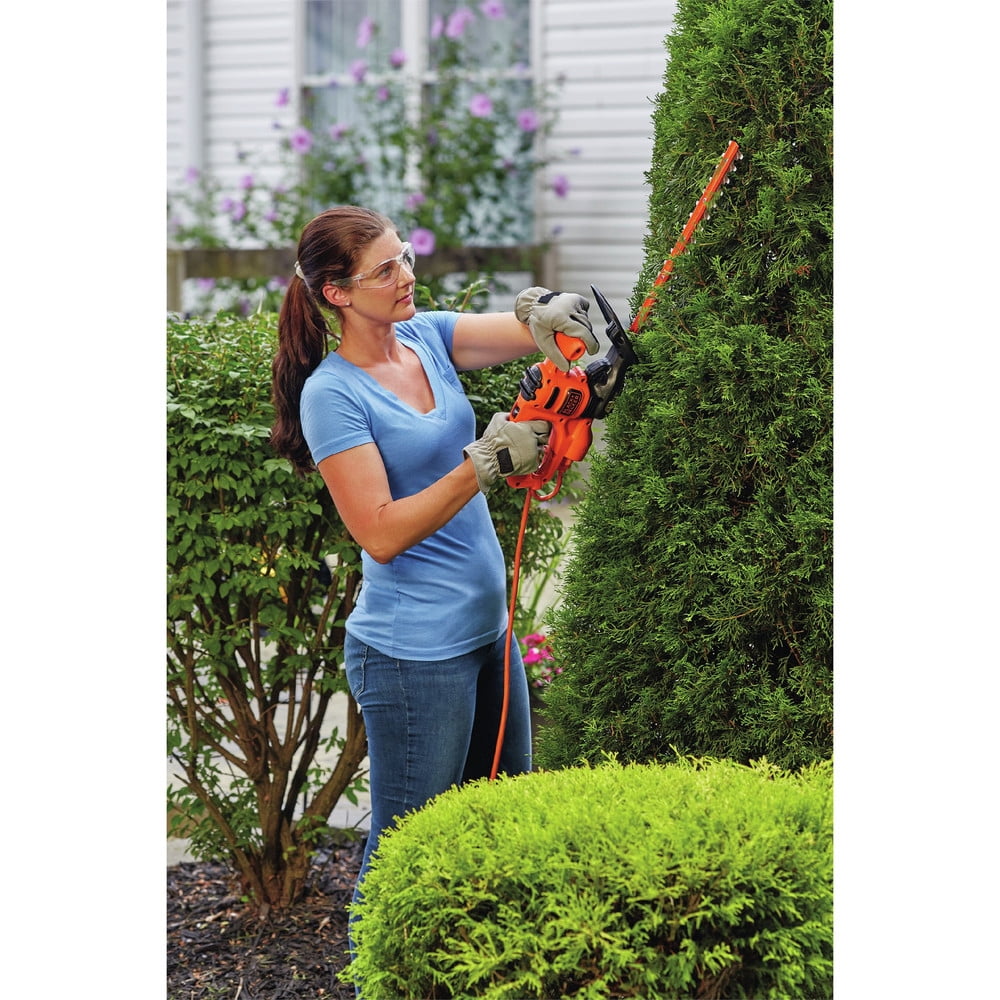 BLACK+DECKER BEHT100 16" Corded Electric Hedge Trimmer
