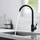 thumbnail image 1 of Grifo de cocina negro, grifo de fregadero de arco alto de una sola manija, grifo de fregadero de cocina giratorio de acero inoxidable de 360 ​​grados para fregadero de barra de coc, 1 of 5