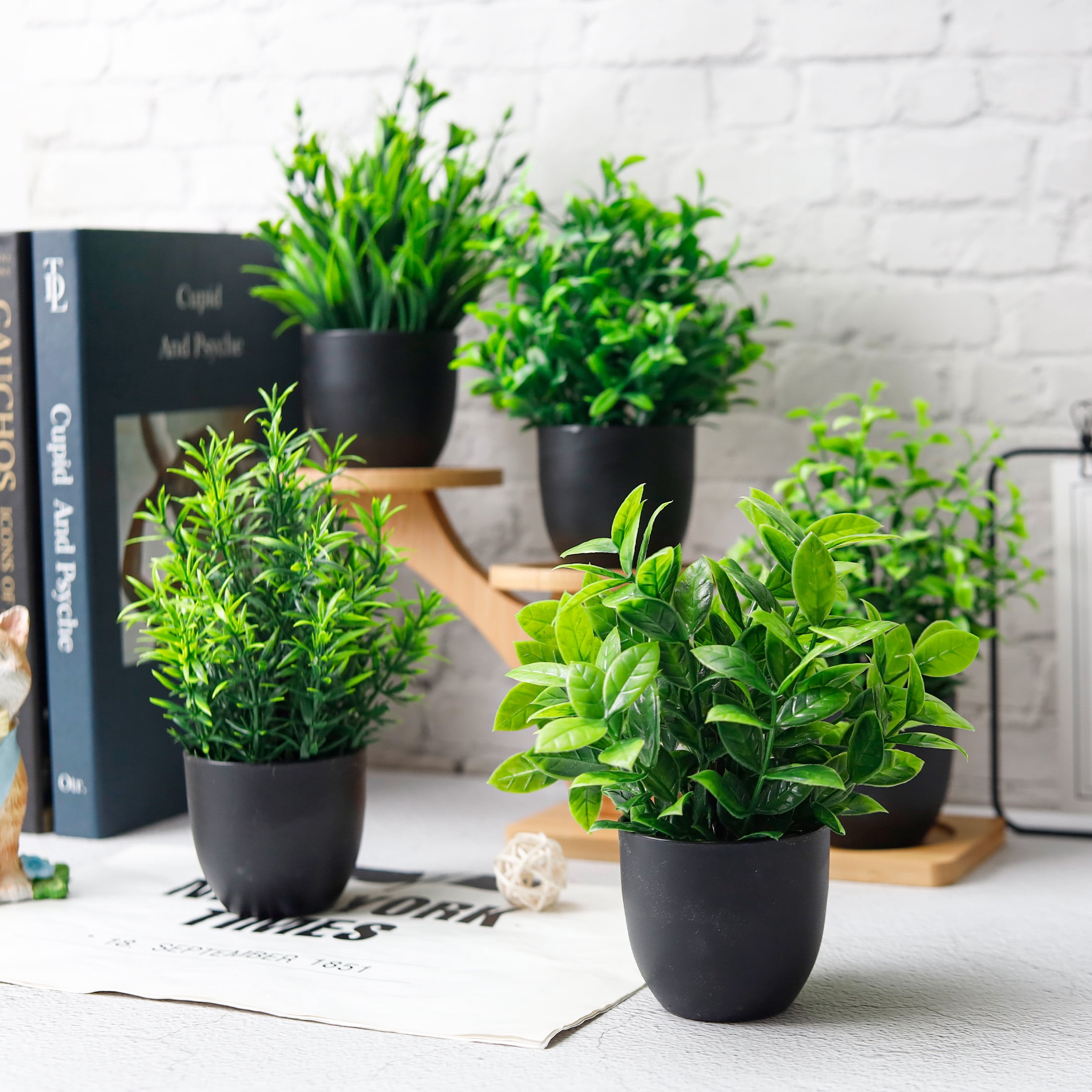 Artificial Plants in Black Plastic Pot (12 Count)