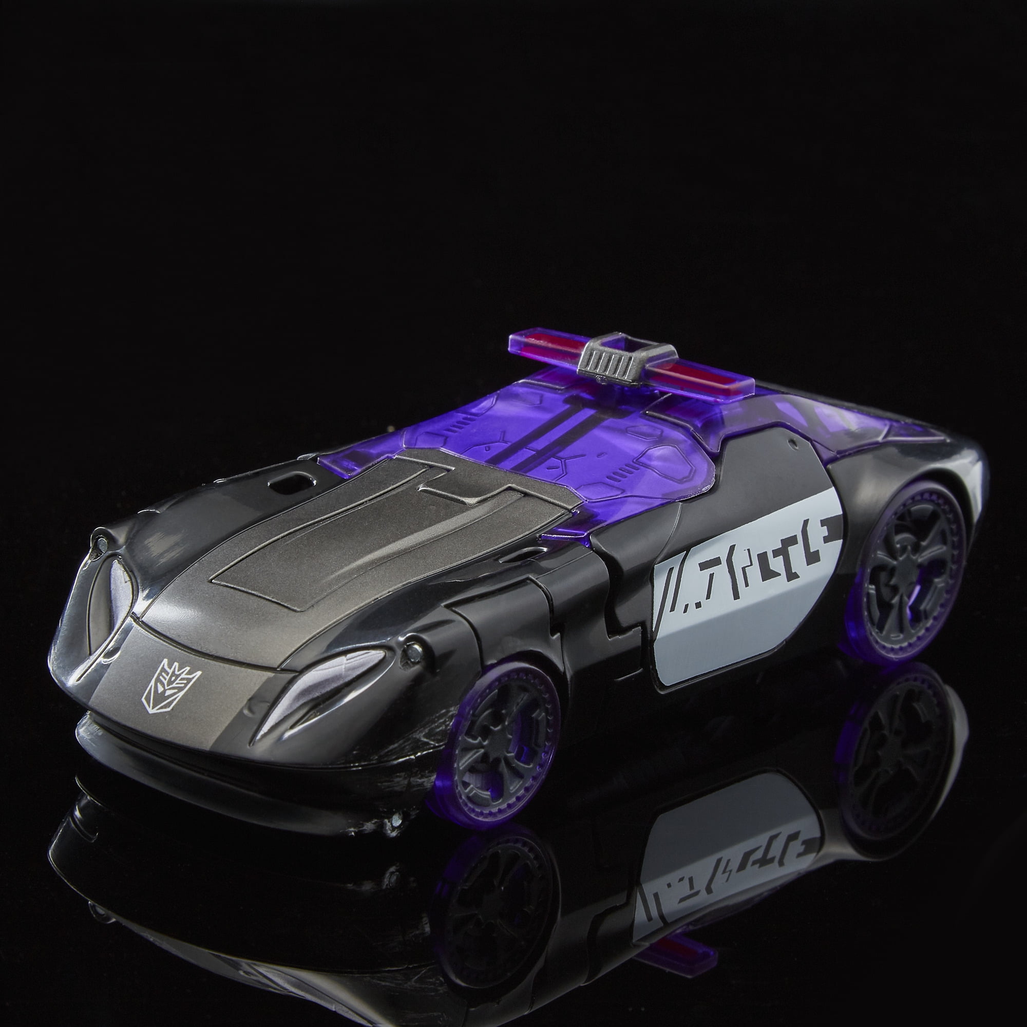 Transformers Generations War for Cybertron Deluxe WFC-S41 Barricade Figure