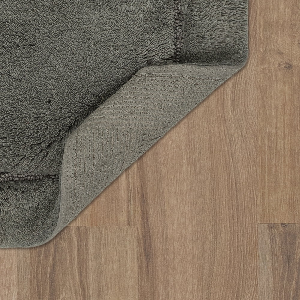 Mohawk Home Regency Plush Stain/Fade Resistant Non-Slip Machine Washable Bath Mat, Cool Grey, 2' x 5'