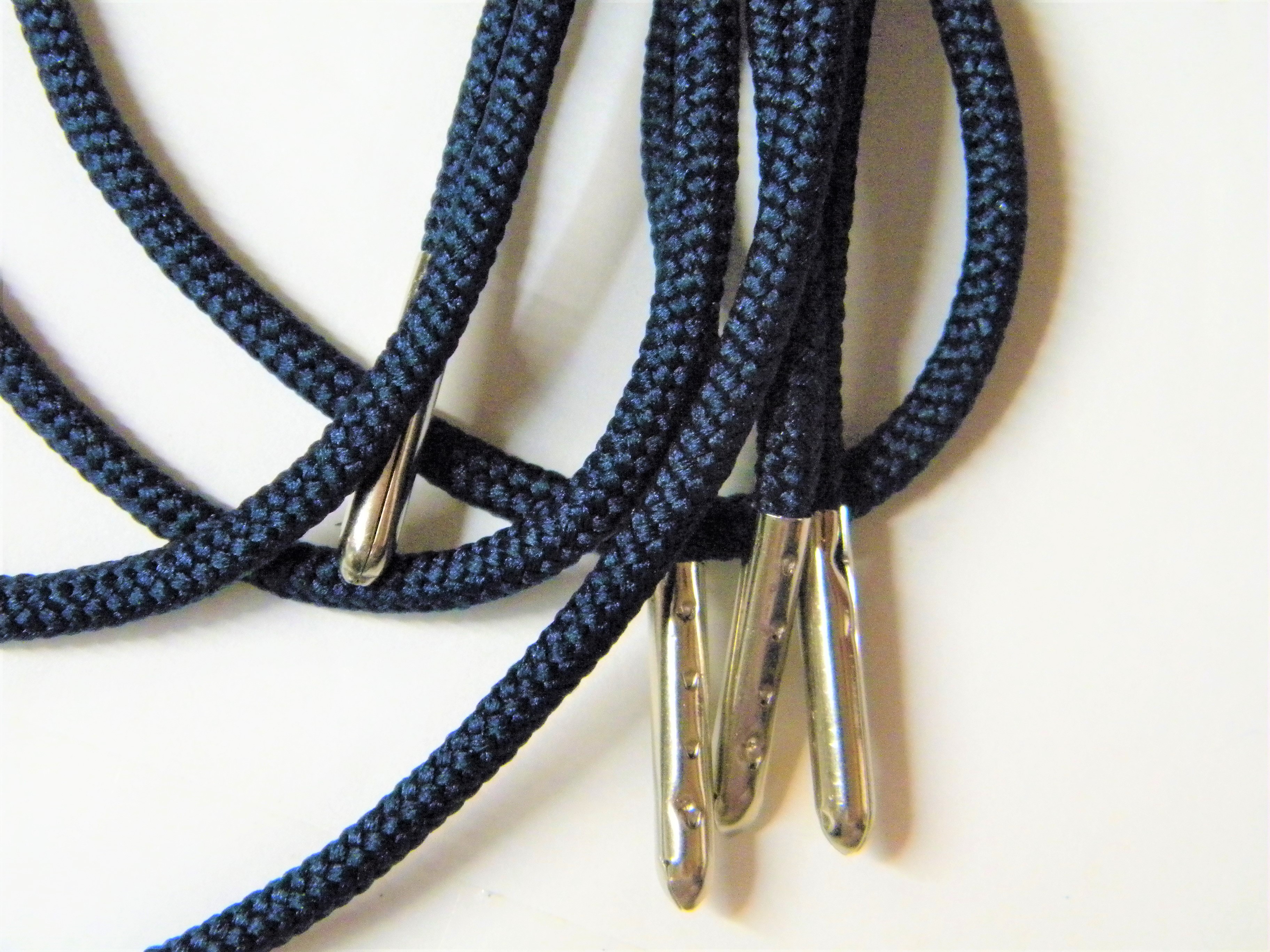 48 Inch 122 cm, Navy Blue, 550 Paracord with Silver Steel Tips