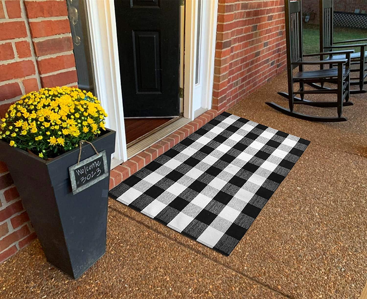 Ukeler Buffalo Check Rug 3' x 5' Retro Farmhouse Lattice Area Rugs Black and White Checkered