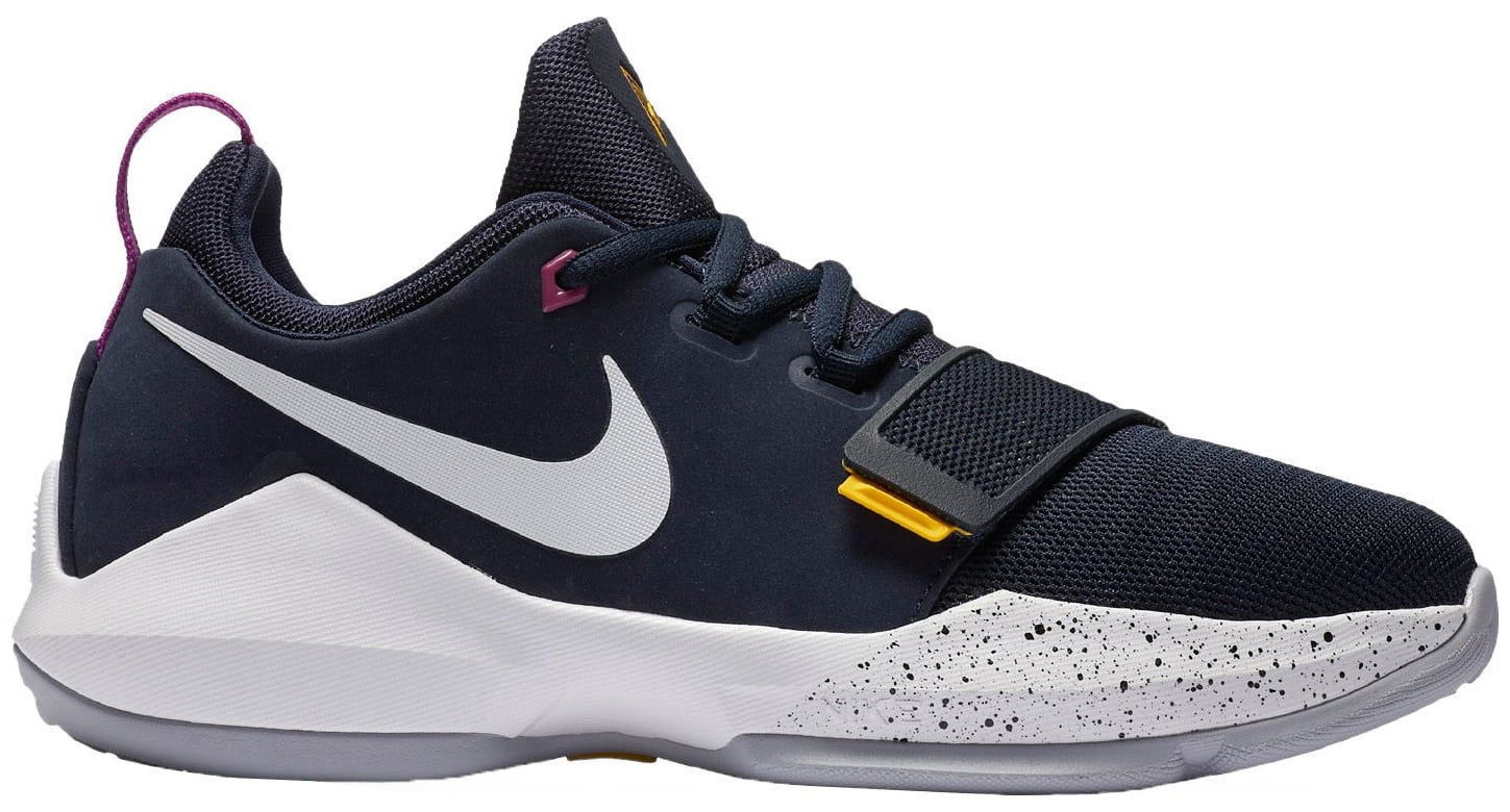 nike basketball shoes grade school