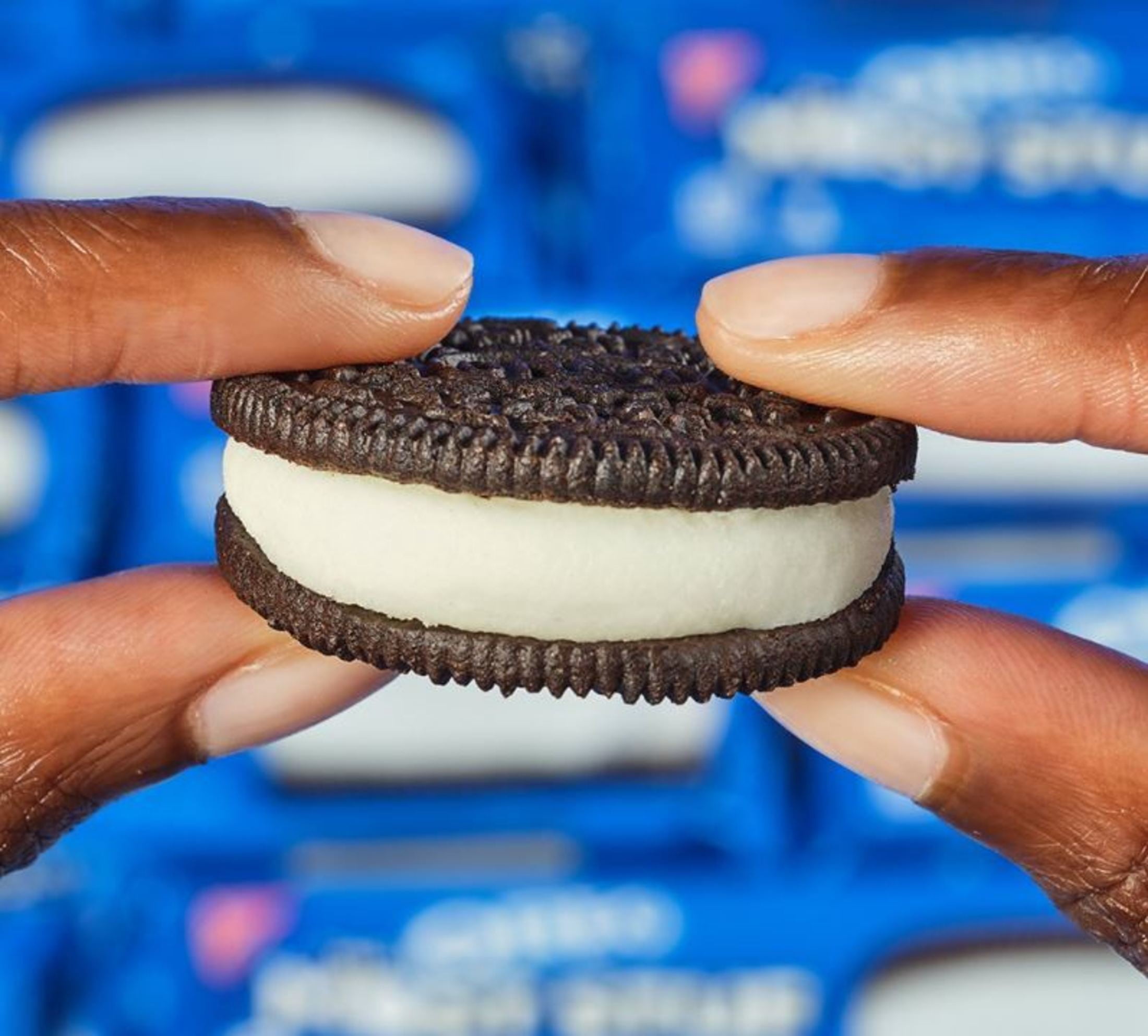 OREO The Most Stuf Chocolate Sandwich Cookies, 3 oz Snack Pack (4 cookies)