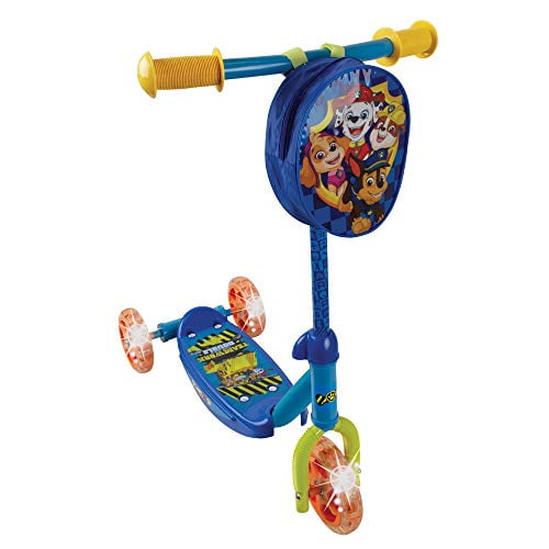 PlayWheels PAW PATROL Chase 3 Wheel Leaning Scooter w/SQUISH GRIPS