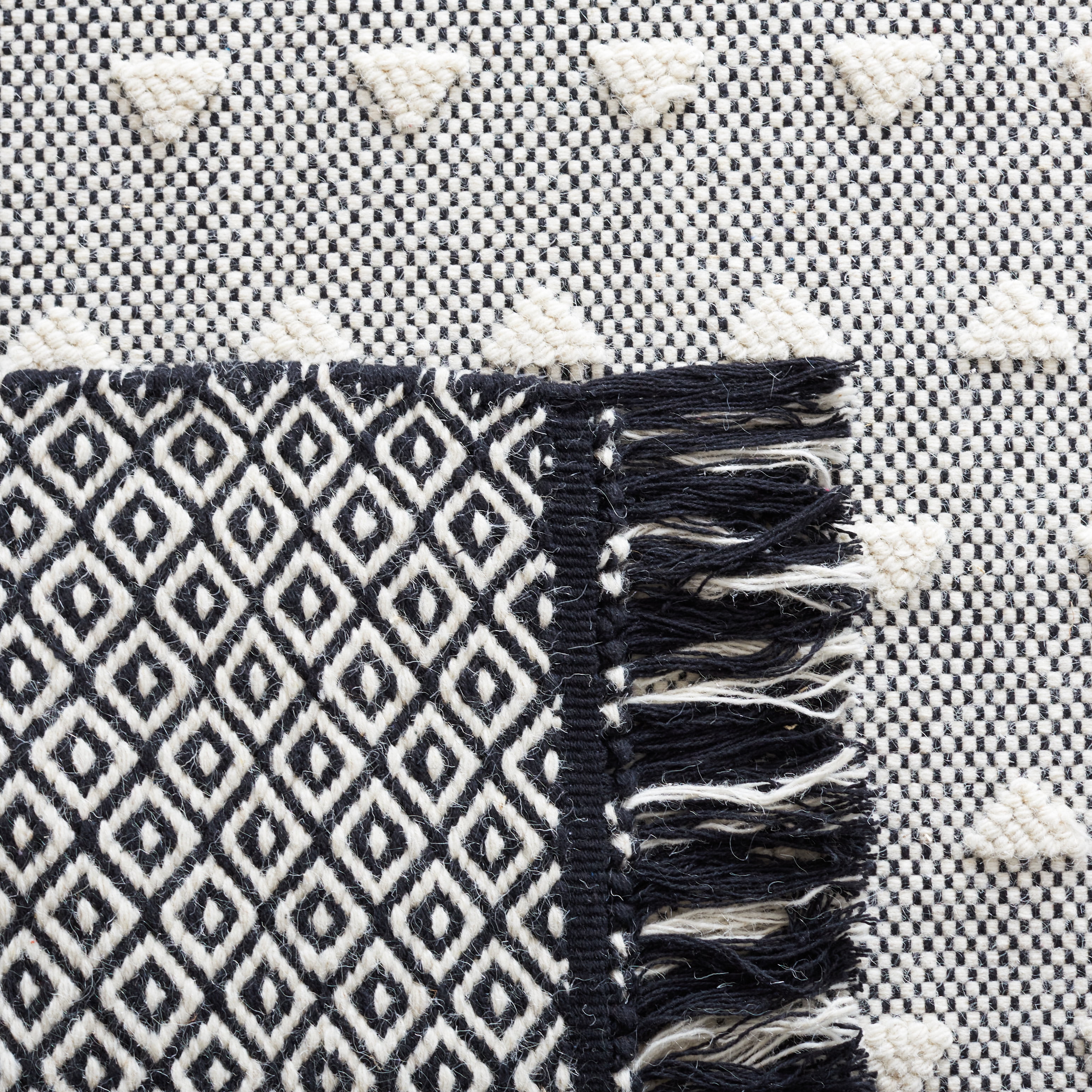 SAFAVIEH Vermont Wyatt Geometric Area Rug, Ivory/Black, 8' x 10'