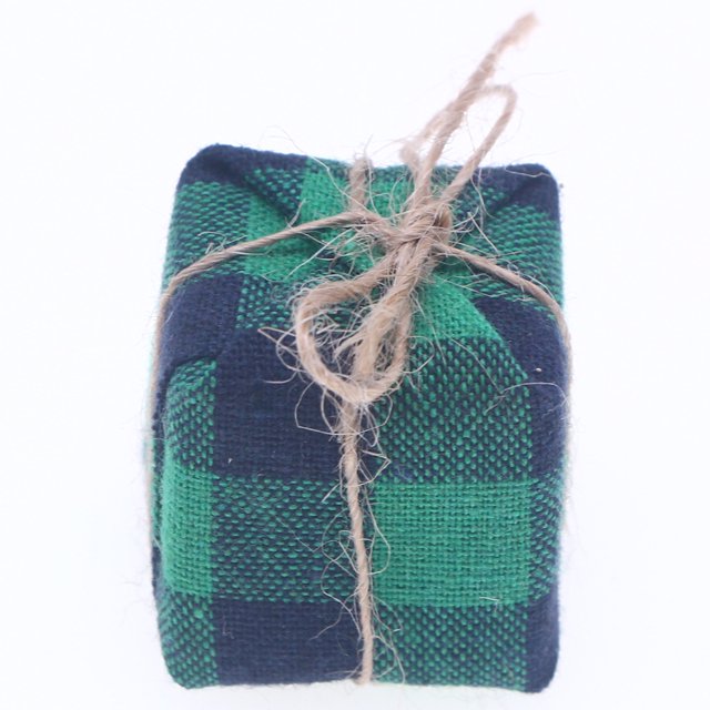 Colgante de bolsa de regalo pequeña de lino y algodón para Navidad, accesorios de decoración de espuma de tela para fiestas navideñas