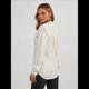 thumbnail image 4 of Chaqueta Vaquera con Bolsillos Dobles y Decoración Empalmada para Mujer, Blusa Informal con Solapa y Botonadura Sencilla. Lechoso S, 4 of 8