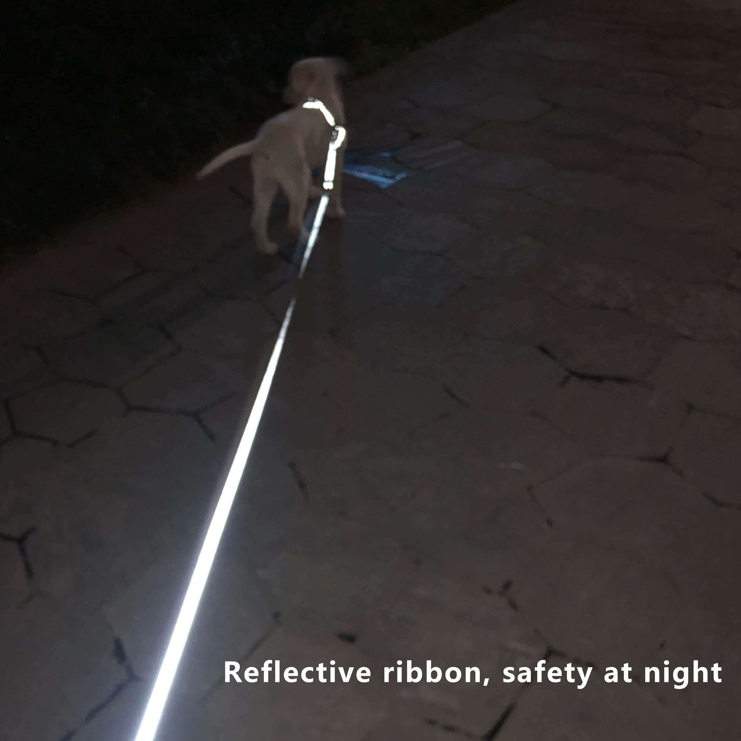 laika retractable dog lead