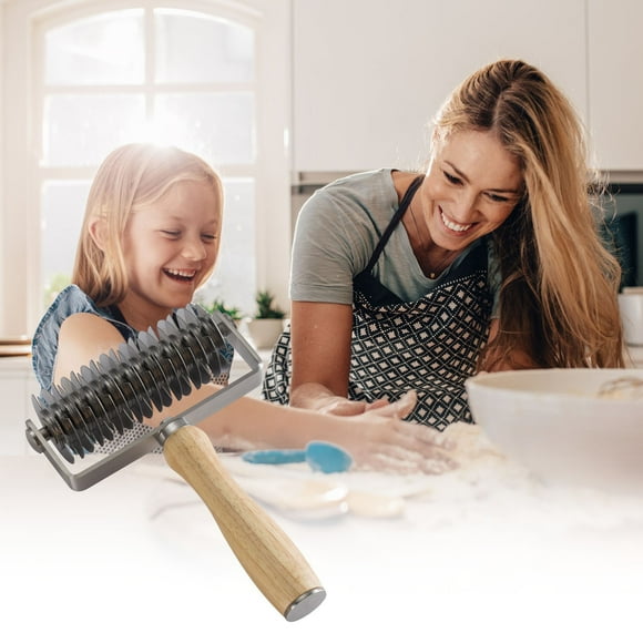 COM1950s Pizza Cutter Stainless Steel, Baking Tools Stainless Steel Wooden Handle Pizza Roller Snack Roller