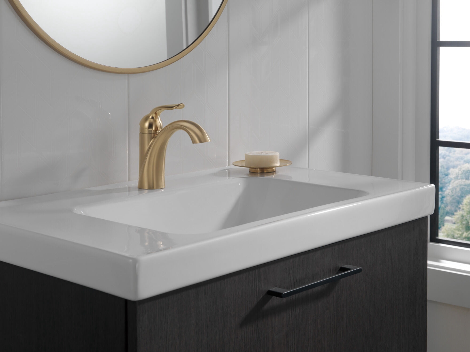 Delta Lahara Single-Handle Bathroom Faucet - 538-CZMPU-DST - Champagne Bronze