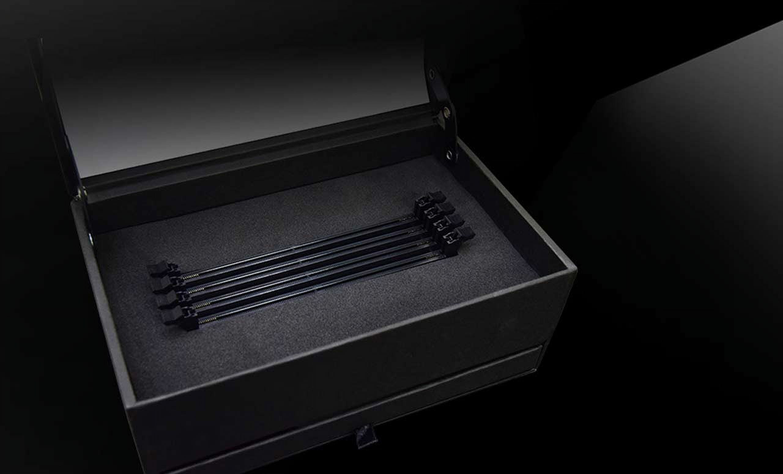 TRiDENT　「WINTER COLLECTION BOX」 G.SKILL Trident Z Royal Display Box for 4 Memory Modules