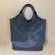 thumbnail image 1 of Bolso de mano Vintage de cuero genuino para mujer, bolsa de hombro grande A4, bolso de negocios para el trabajo escolar y universitario, de doble cara Fivean unisex, 1 of 2