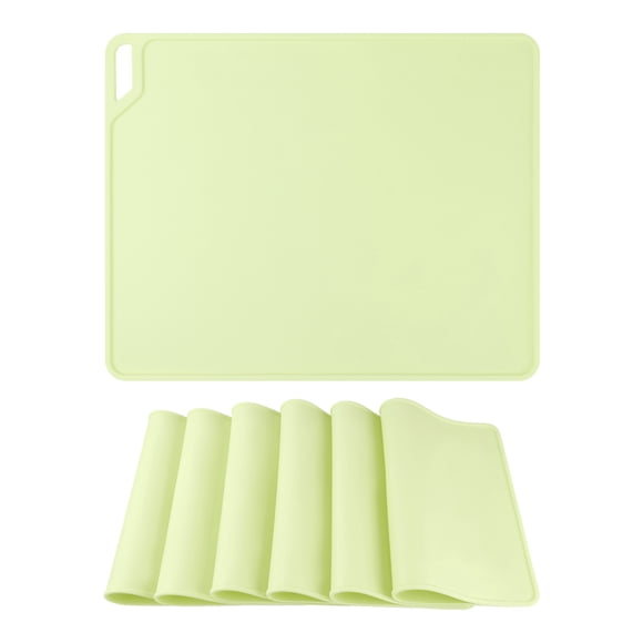 REGALWOVEN Placemat Set of 6 Silicone Placemats for Kitchen Dining Table Decor, Washable Table Placemats Wipeable Table Mat Light Green 15*12in