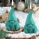 thumbnail image 4 of Vela Perfumada de Papá Noel | Decoración Navideña de Cera Roja y Verde | Vela de Aromaterapia de Larga Duración con Cera de Soja y Aromas de Ylang-Ylang, Rosa, Jazmín y Osmanto | Regalo Navideño para, 4 of 6