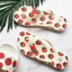 thumbnail image 4 of EeaseMX Pantuflas de verano con diseño de fresa, antideslizantes, ideales para el baño en la playa (rojas, talla 39), 4 of 7