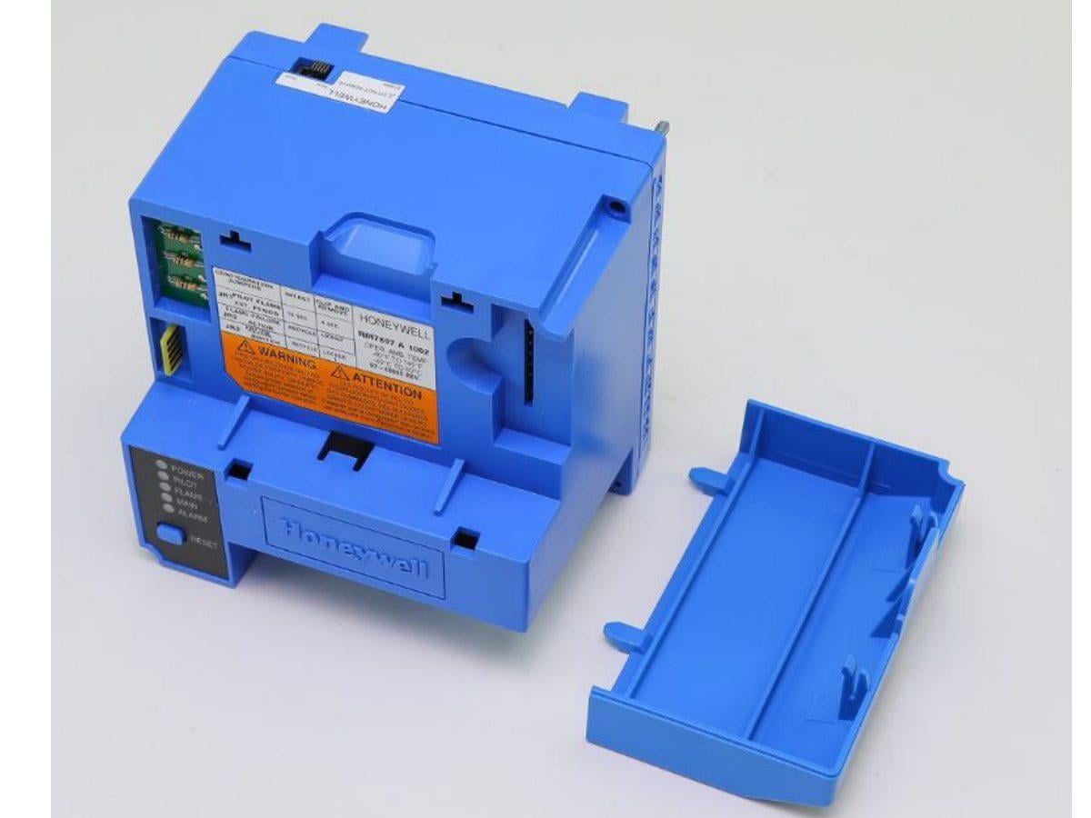 Honeywell RM7897A1002 OnOff Primary Control with Shutter Drive and