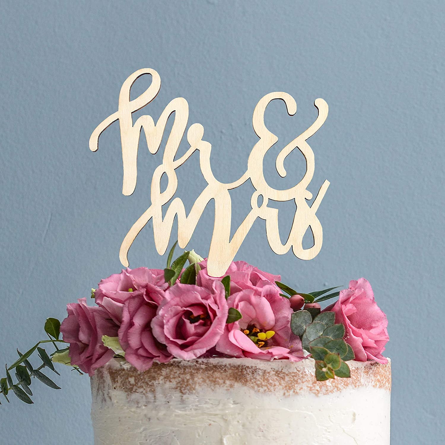 Stylish "Mr & Mrs" Wood Wedding Cake Topper for Party Favors Dessert Decoration 